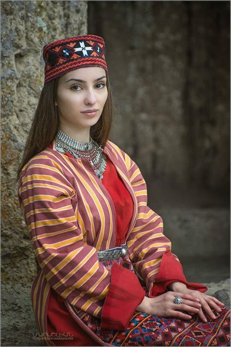 mujeres de armenia|Women in Armenia